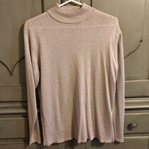 Vintage Silver 80% Silk Women's Composition New York Top (Medium) Long Sleeved